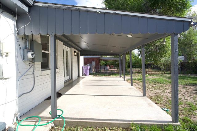 647 S Jasmine Way, Denver, CO 80224