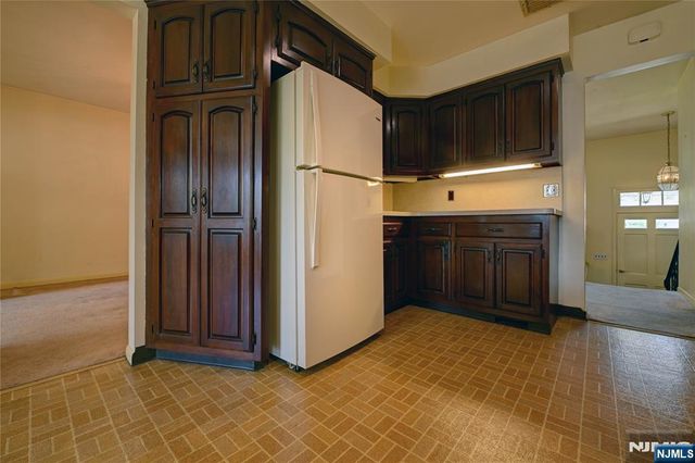 301 Grand Boulevard, Emerson, NJ 07630