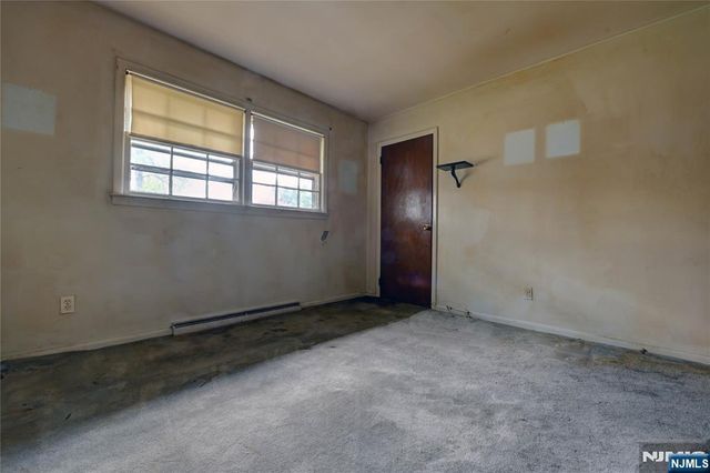 301 Grand Boulevard, Emerson, NJ 07630