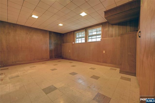 301 Grand Boulevard, Emerson, NJ 07630