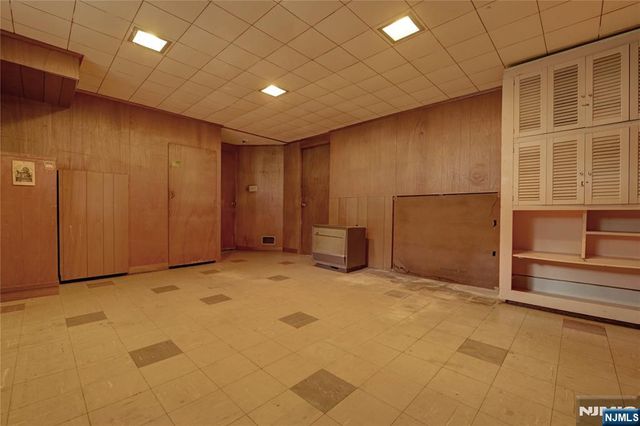 301 Grand Boulevard, Emerson, NJ 07630