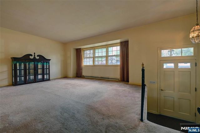 301 Grand Boulevard, Emerson, NJ 07630