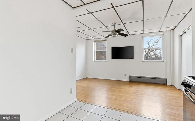 1337 E SNYDER AVE, Philadelphia, PA 19148