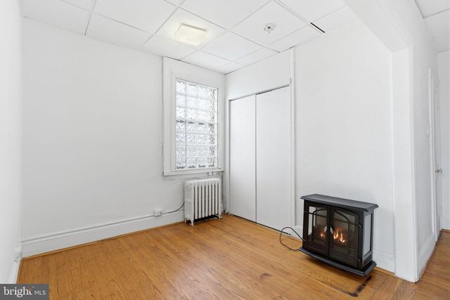 1337 E SNYDER AVE, Philadelphia, PA 19148