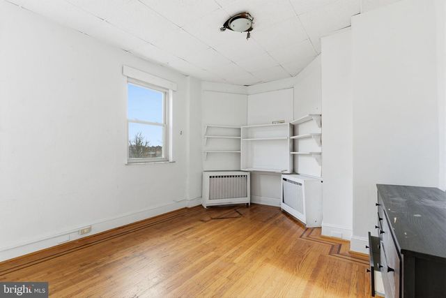 1337 E SNYDER AVE, Philadelphia, PA 19148