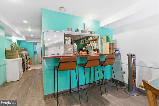 1337 E SNYDER AVE, Philadelphia, PA 19148