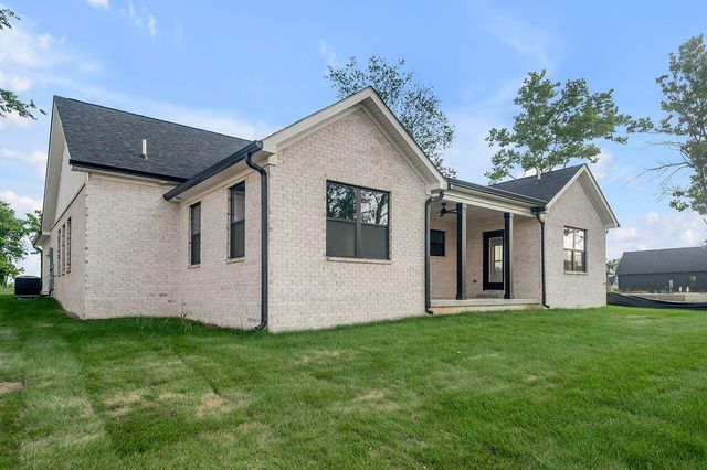 221 Madison Avenue, Nicholasville, KY 40356