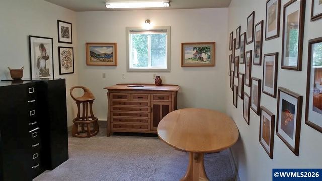 7030 SW Deerhaven Dr, Corvallis, OR 97333
