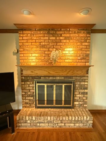 2376 Wyckwood Drive, Aurora, IL 60506