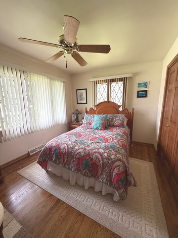 2376 Wyckwood Drive, Aurora, IL 60506