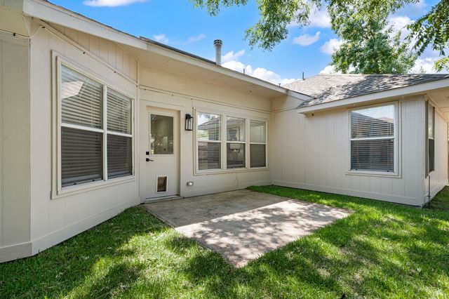1208 Hanover Drive, Euless, TX 76040