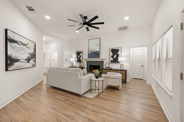 1208 Hanover Drive, Euless, TX 76040