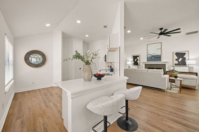 1208 Hanover Drive, Euless, TX 76040