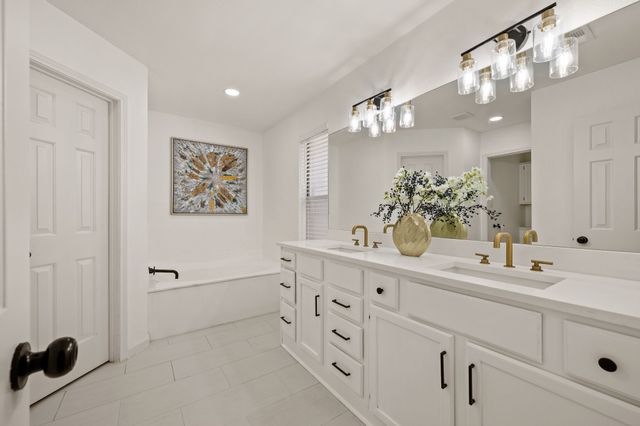 1208 Hanover Drive, Euless, TX 76040