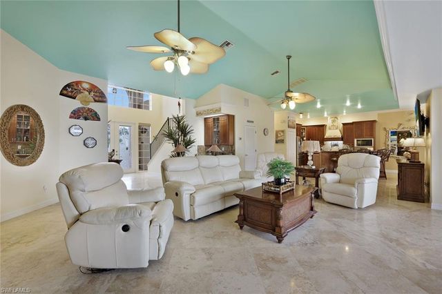 907 SW 51st TER, Cape Coral, FL 33914