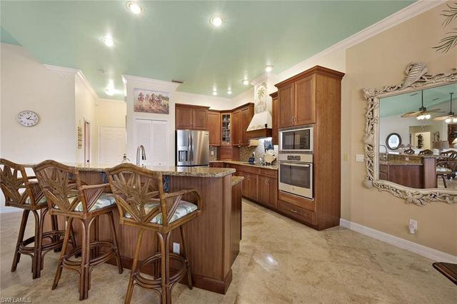 907 SW 51st TER, Cape Coral, FL 33914