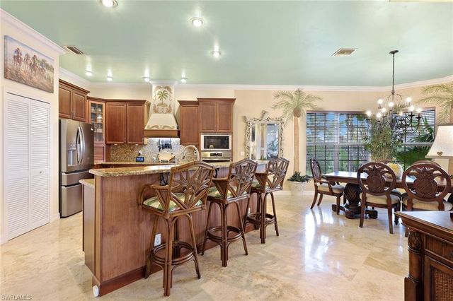 907 SW 51st TER, Cape Coral, FL 33914