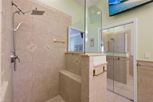 907 SW 51st TER, Cape Coral, FL 33914