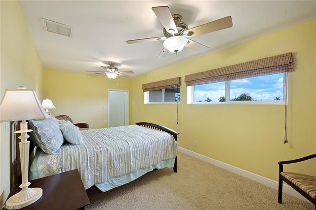 907 SW 51st TER, Cape Coral, FL 33914