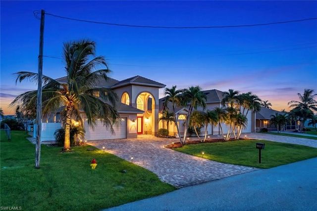 907 SW 51st TER, Cape Coral, FL 33914
