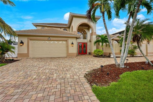 907 SW 51st TER, Cape Coral, FL 33914