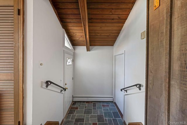 10 Sylvan Lane, Miller Place, NY 11764