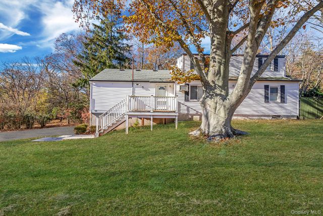 10 Sylvan Lane, Miller Place, NY 11764