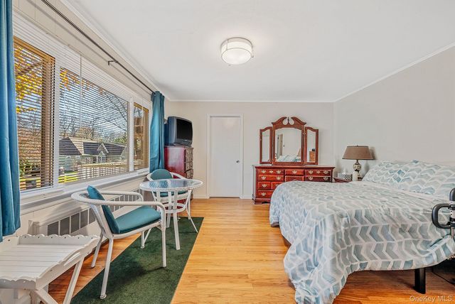 10 Sylvan Lane, Miller Place, NY 11764