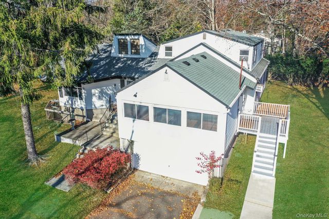 10 Sylvan Lane, Miller Place, NY 11764