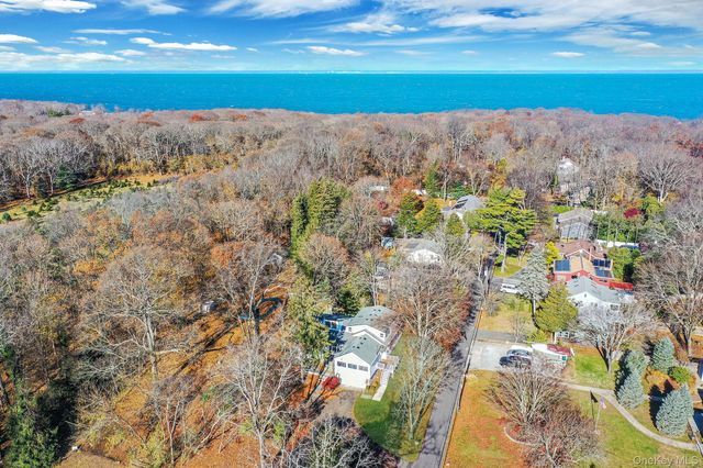 10 Sylvan Lane, Miller Place, NY 11764