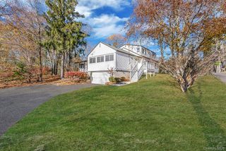 10 Sylvan Lane, Miller Place, NY 11764