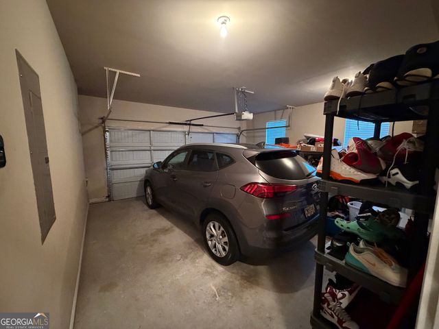 10 Oakwood Drive, Covington, GA 30016