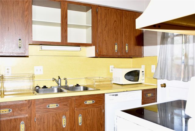 1920 E EDGEWOOD DRIVE A8, Lakeland, FL 33803