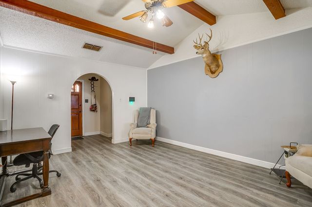 731 NW Wood Street, Burleson, TX 76028