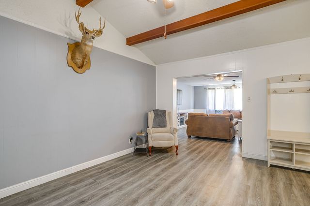 731 NW Wood Street, Burleson, TX 76028