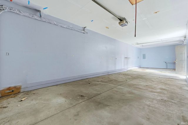 4411 Wayne Trace, Fort Wayne, IN 46806
