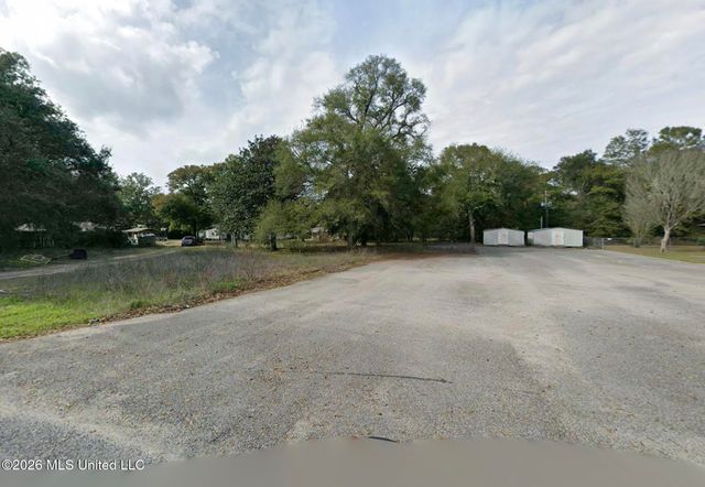 550 24th Street, Gulfport, MS 39507