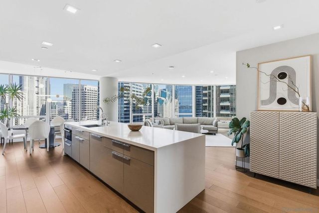 888 W E Street 1705, San Diego, CA 92101