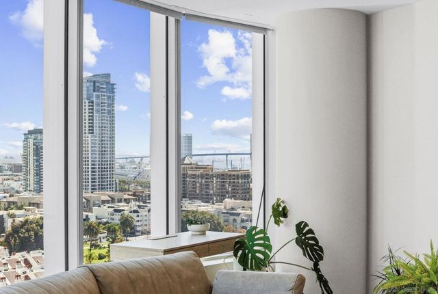 888 W E Street 1705, San Diego, CA 92101