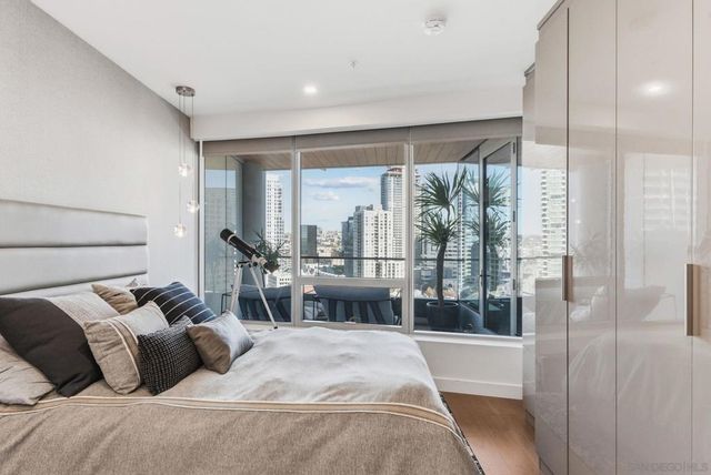 888 W E Street 1705, San Diego, CA 92101