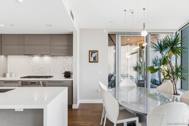 888 W E Street 1705, San Diego, CA 92101