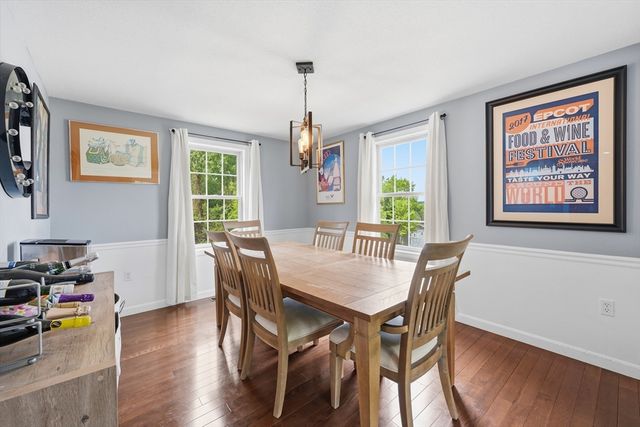 11 Eileen Avenue, Clinton, MA 01510