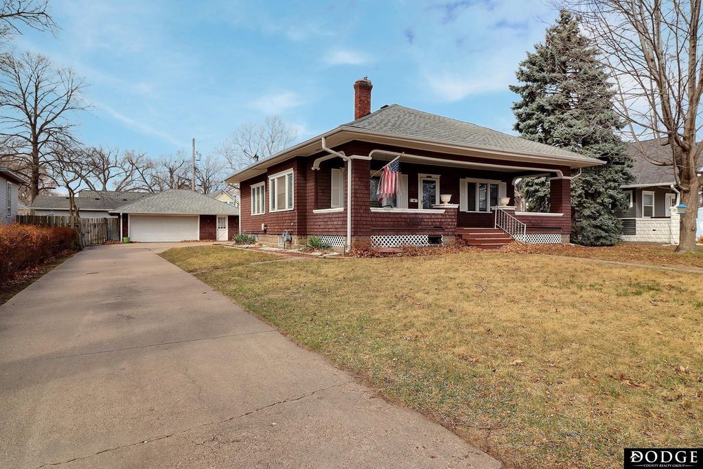 1521 N Broad Street, Fremont, NE 68025