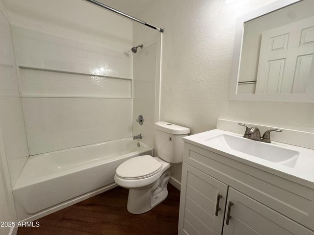 10215 N 8TH Avenue 1, Phoenix, AZ 85021