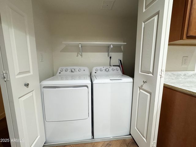 10215 N 8TH Avenue 1, Phoenix, AZ 85021