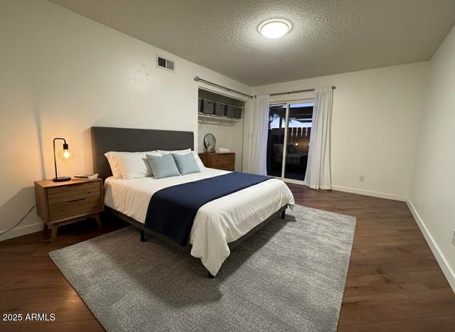 10215 N 8TH Avenue 1, Phoenix, AZ 85021