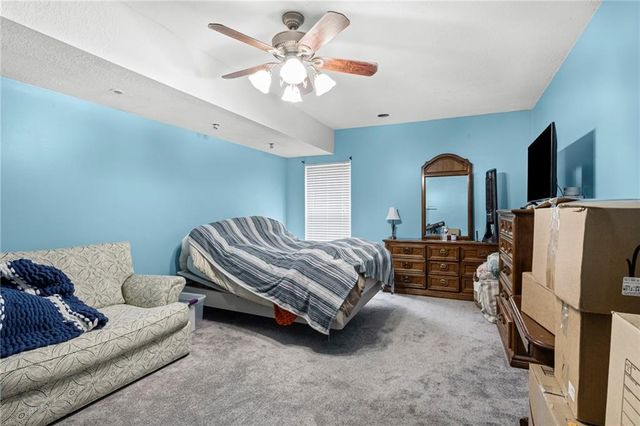 3323 N 103rd Terrace, Kansas City, KS 66109