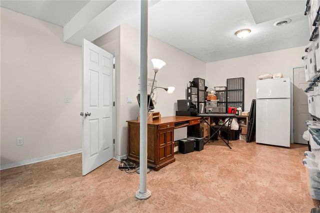 3323 N 103rd Terrace, Kansas City, KS 66109
