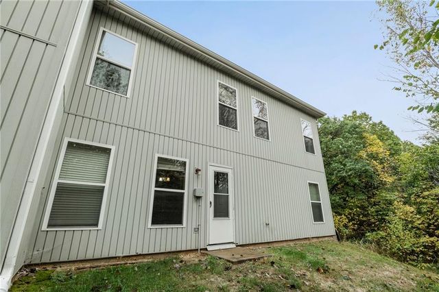 3323 N 103rd Terrace, Kansas City, KS 66109