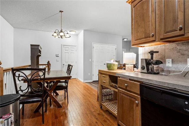 3323 N 103rd Terrace, Kansas City, KS 66109